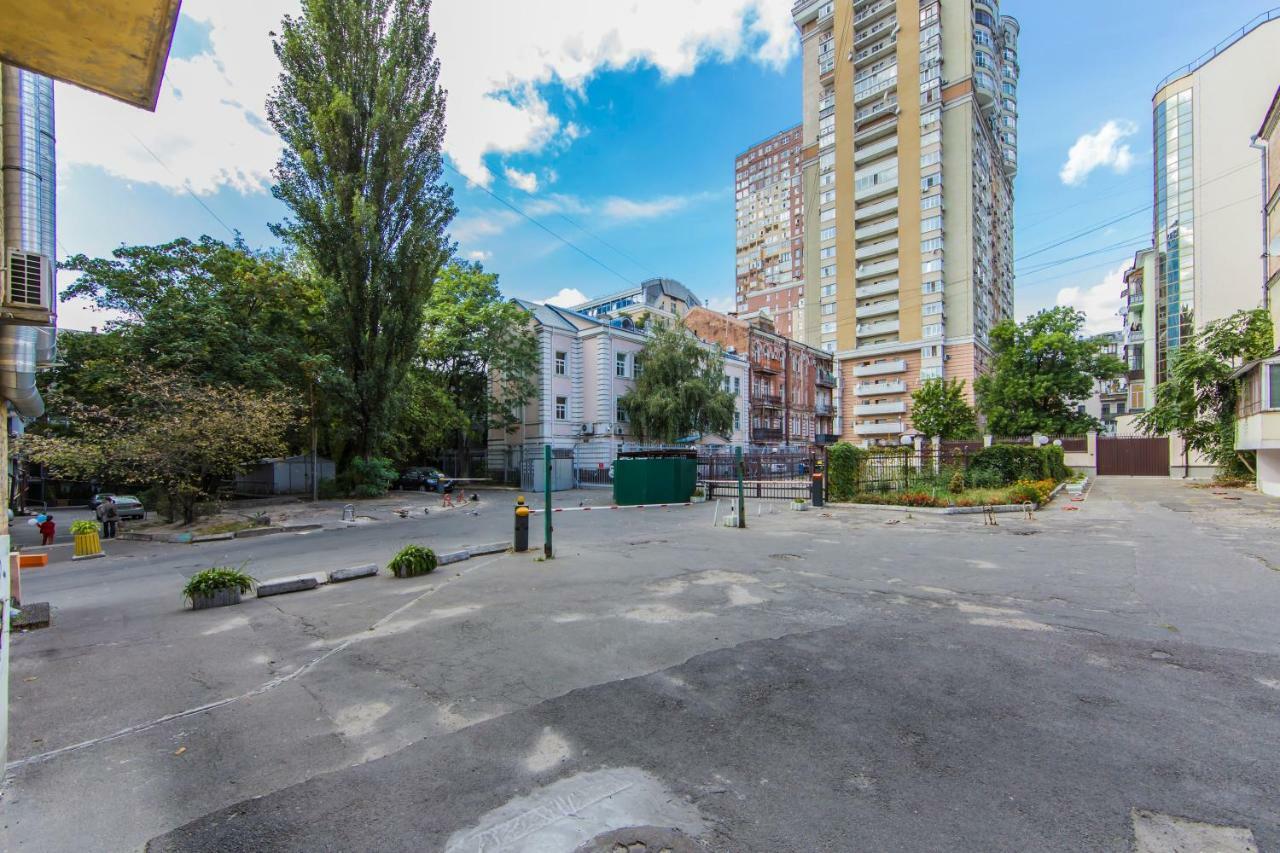 Семейный Лофт Киев Экстерьер фото